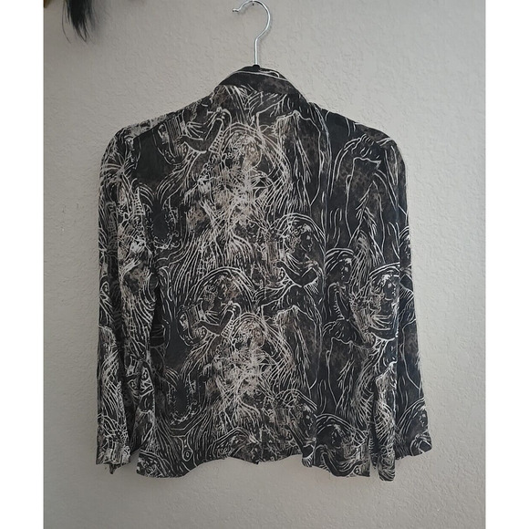 Chico's Design Black Abstract Print Silk Button Front Casual Top Woman Size 1 MD - Picture 2 of 5